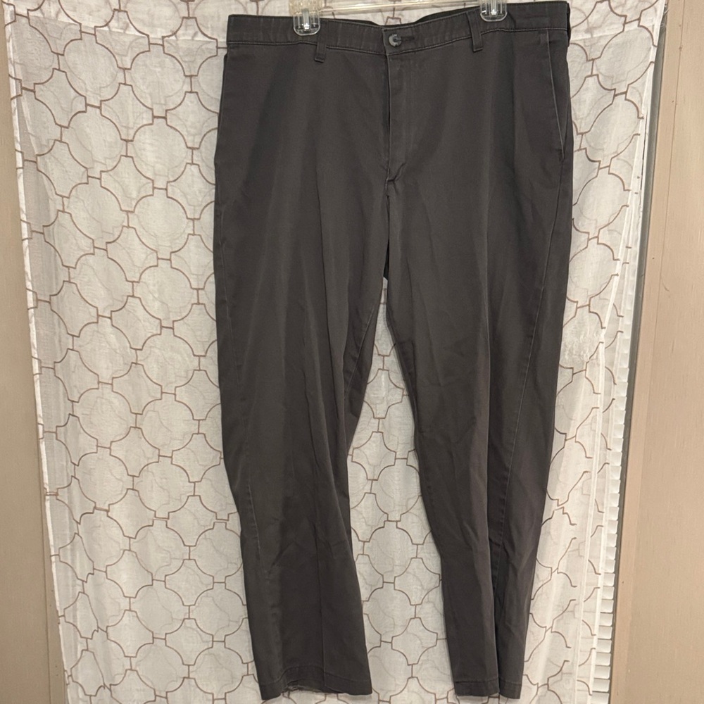 Lee Men's khaki green  Chinos